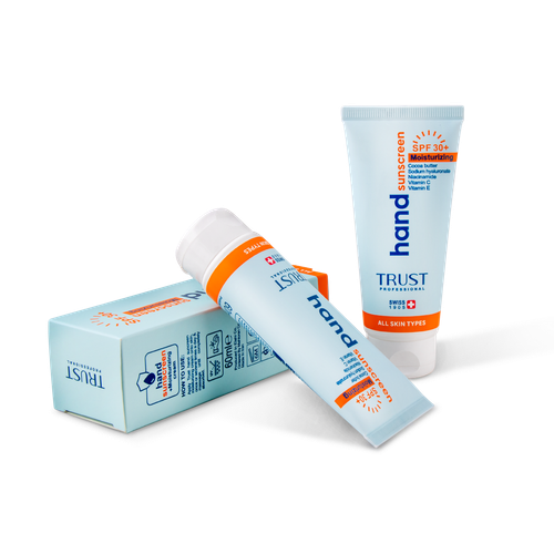 کرم تخصصی دست ضدآفتاب و آبرسان +SPF30 بیرنگ تراست 😍🇨🇭
